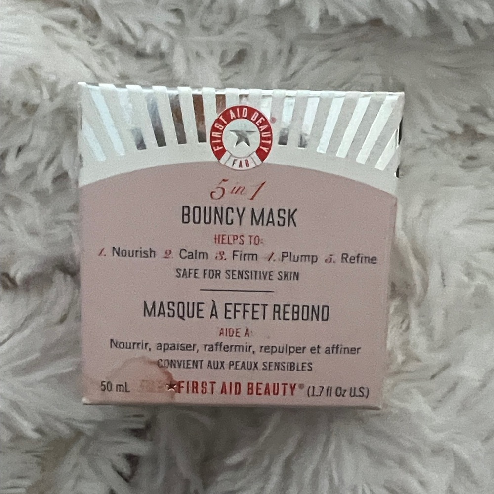 First Aid Beauty 5-in-1 Bouncy Mask - White and Red Packaging